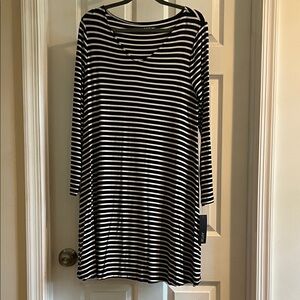 Apt. 9 Black and White Striped Long Sleeve Dress
